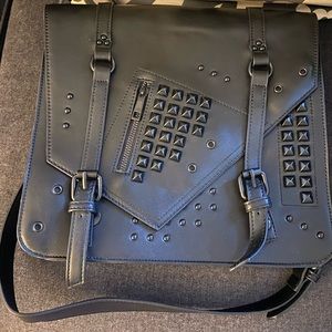 SOURPUSS IDOLESS SADDLE PURSE -- RETIRED 7/21/2021